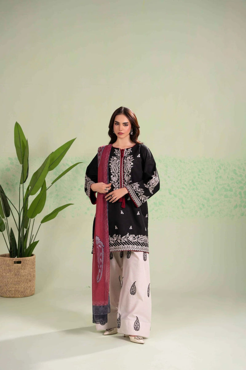 Marwa Black Embroidered 3pc Cotton Suit